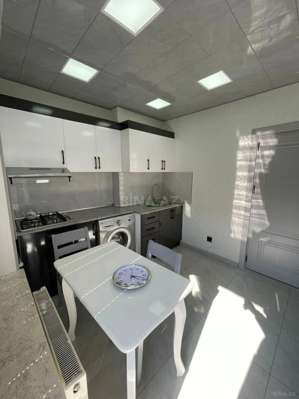 Kirayə verilir 4 otaqlı mənzil 100 m²