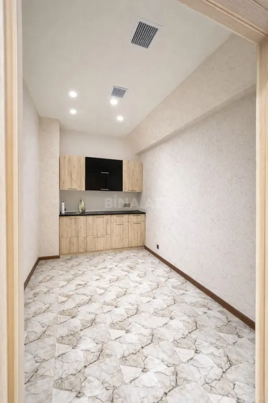 Kirayə verilir obyekt 250 m²