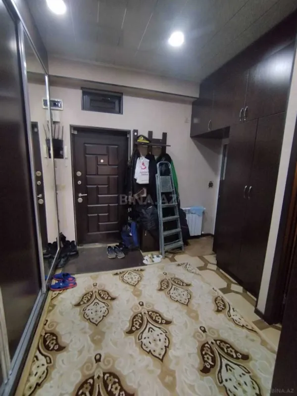 Satılır 2 otaqlı mənzil 64 m²