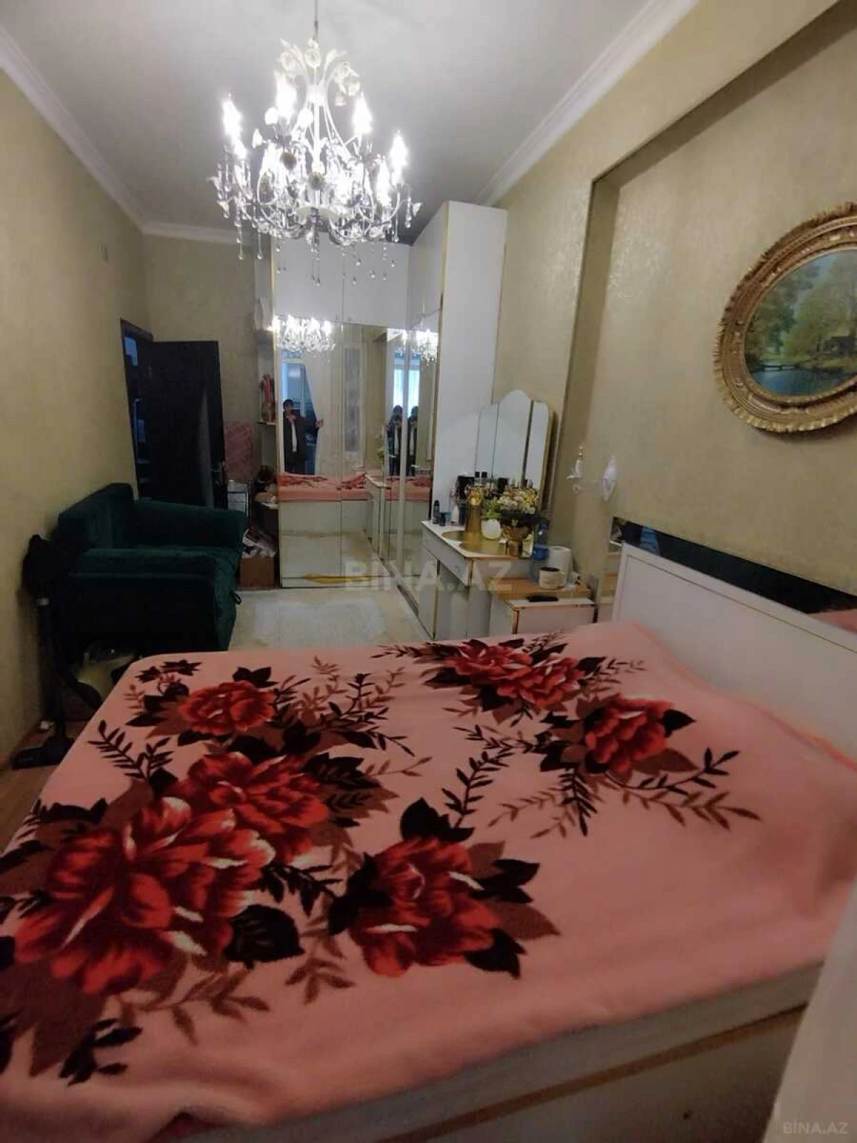 Satılır 2 otaqlı mənzil 64 m²