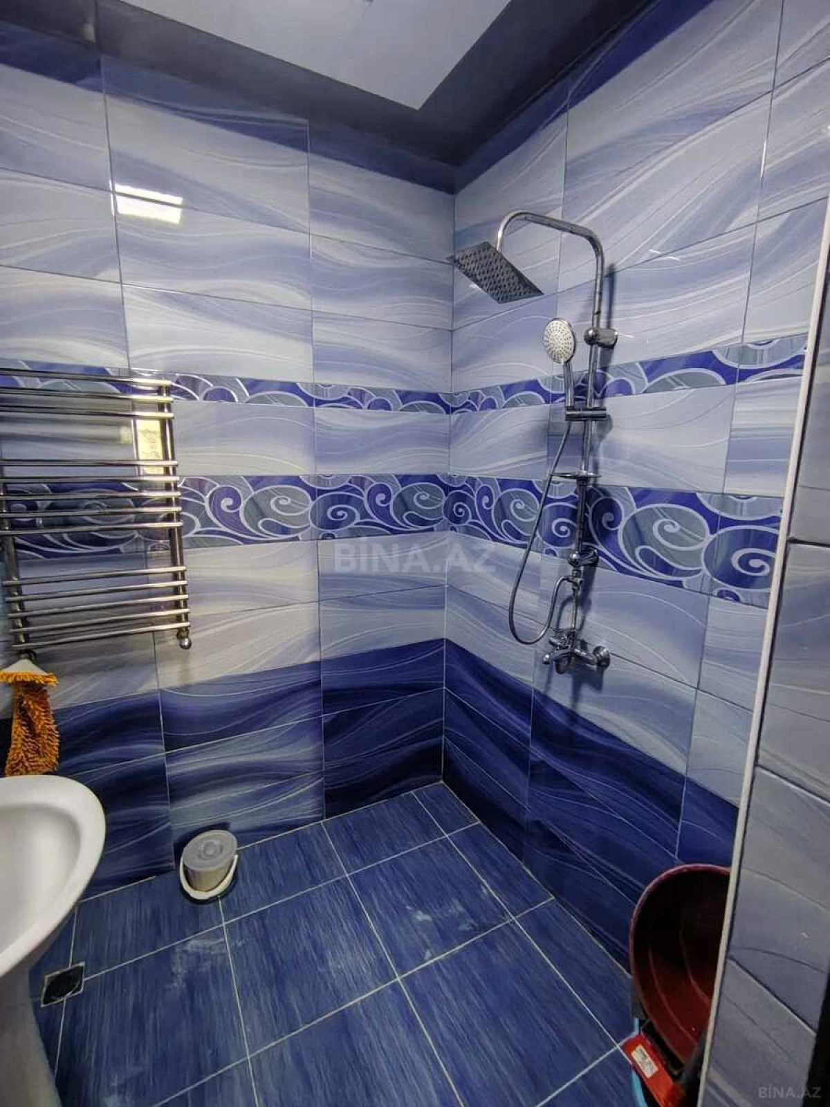 Kirayə verilir 3 otaqlı mənzil 123 m²