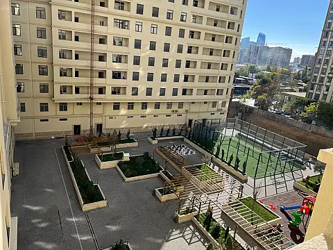 Satılır 3 otaqlı mənzil 116 m²