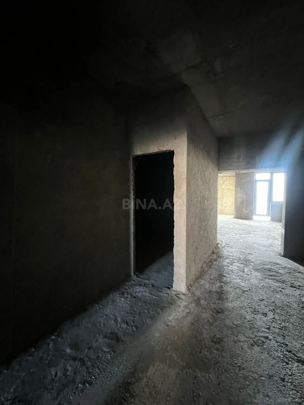 Satılır 3 otaqlı mənzil 116 m²