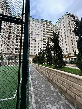 Satılır 3 otaqlı mənzil 116 m²