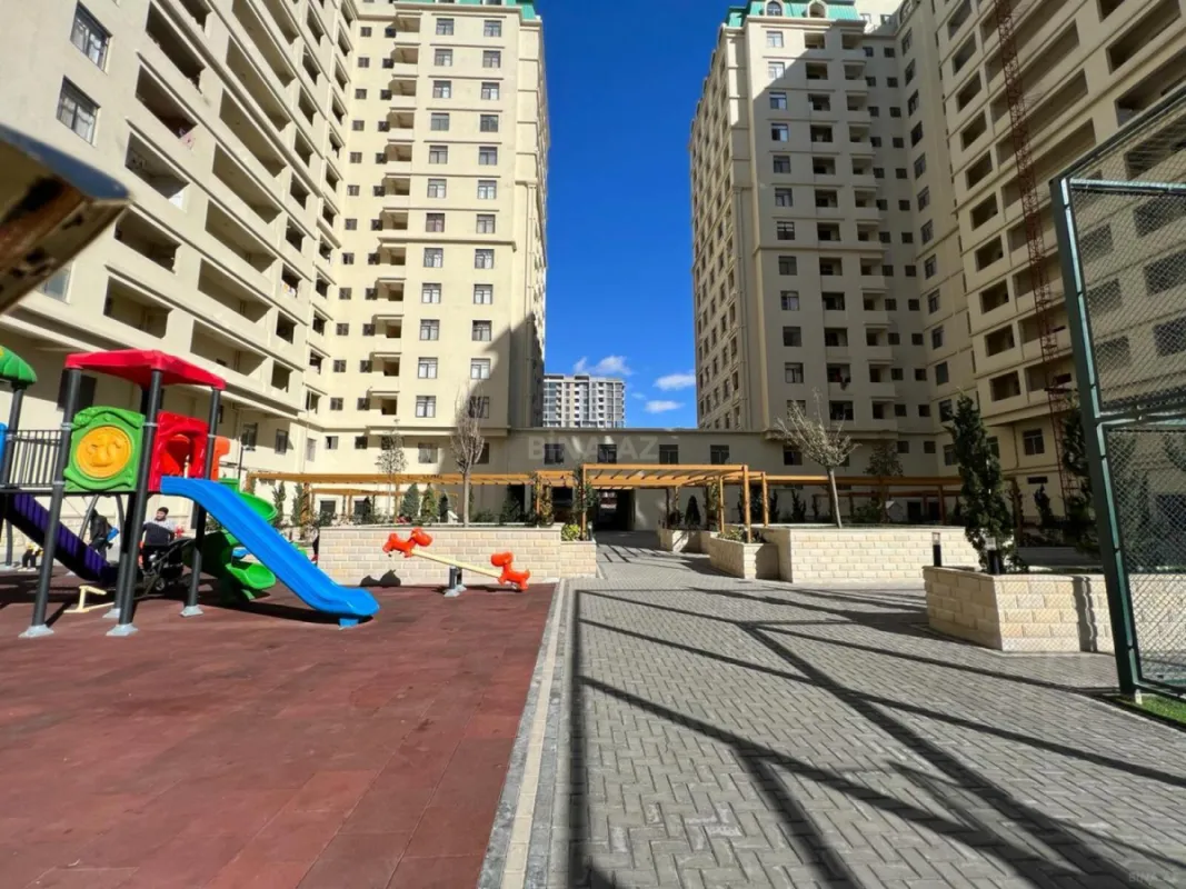 Satılır 3 otaqlı mənzil 116 m²