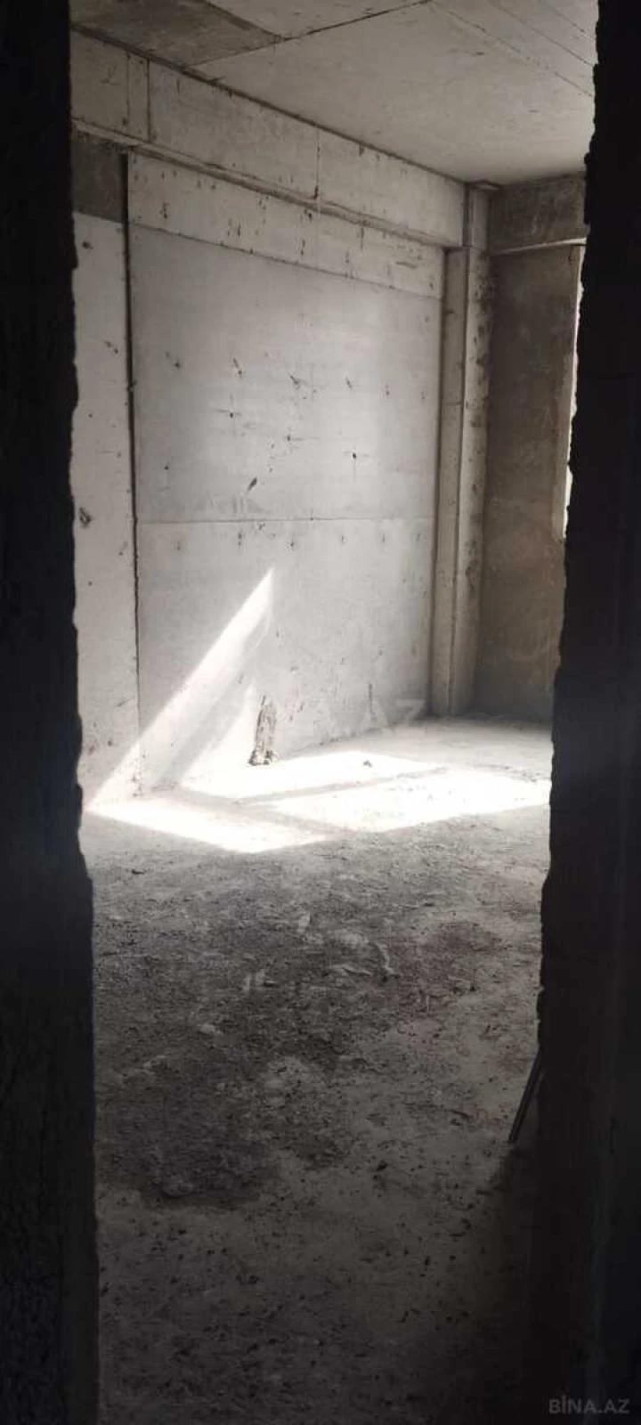 Satılır 1 otaqlı mənzil 47 m²