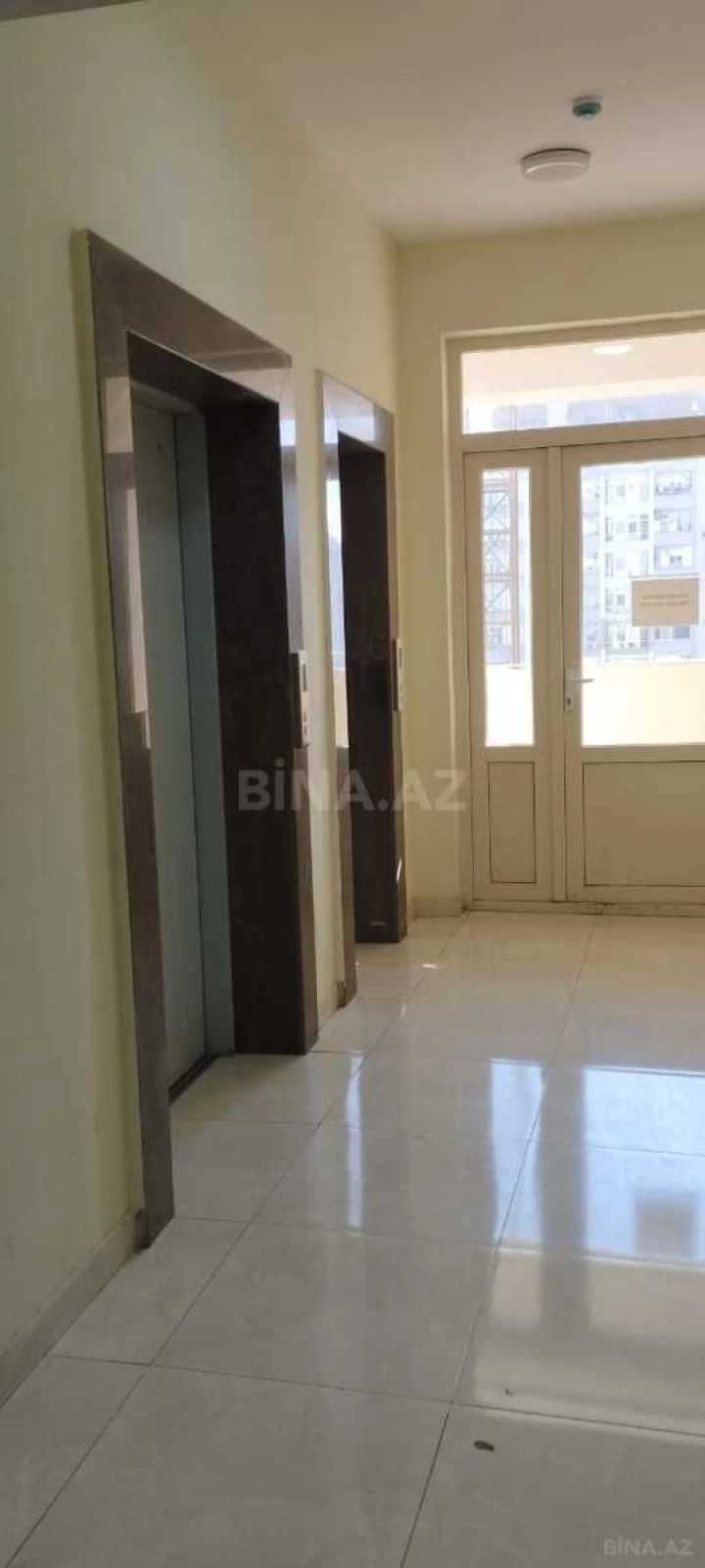 Satılır 1 otaqlı mənzil 47 m²