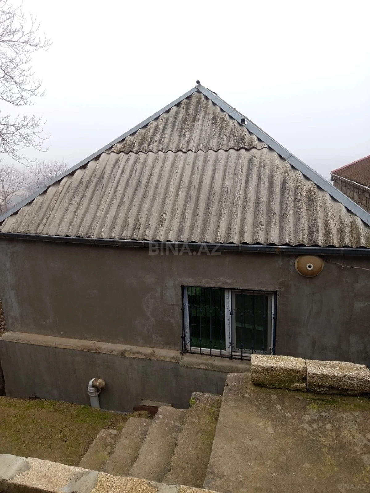 Satılır 2 otaqlı həyət evi 72 m²