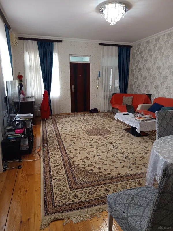 Satılır 2 otaqlı həyət evi 72 m²
