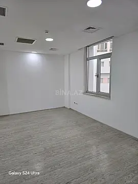 Kirayə verilir 1 otaqlı ofis 60 m²