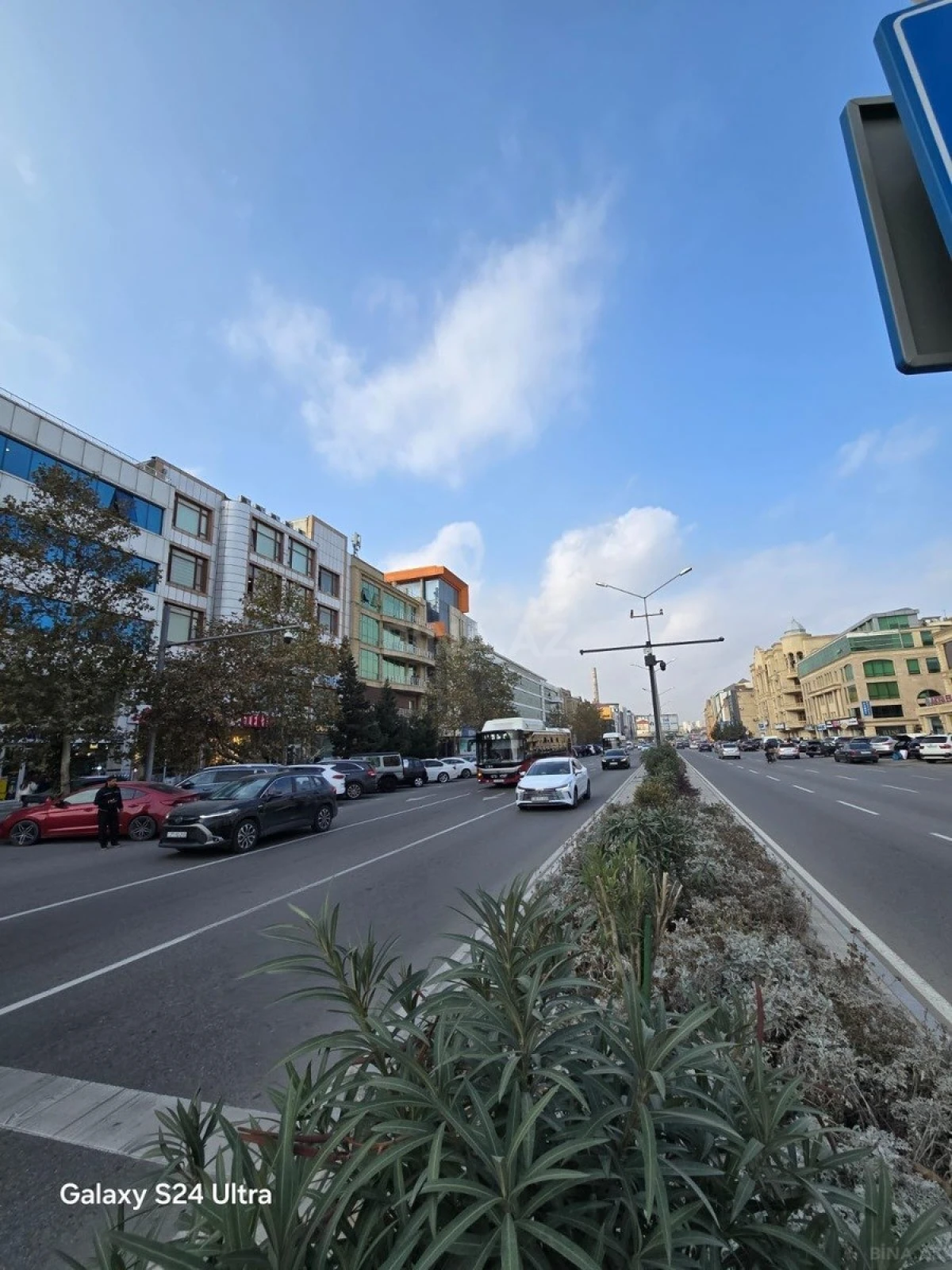 Kirayə verilir 1 otaqlı ofis 60 m²