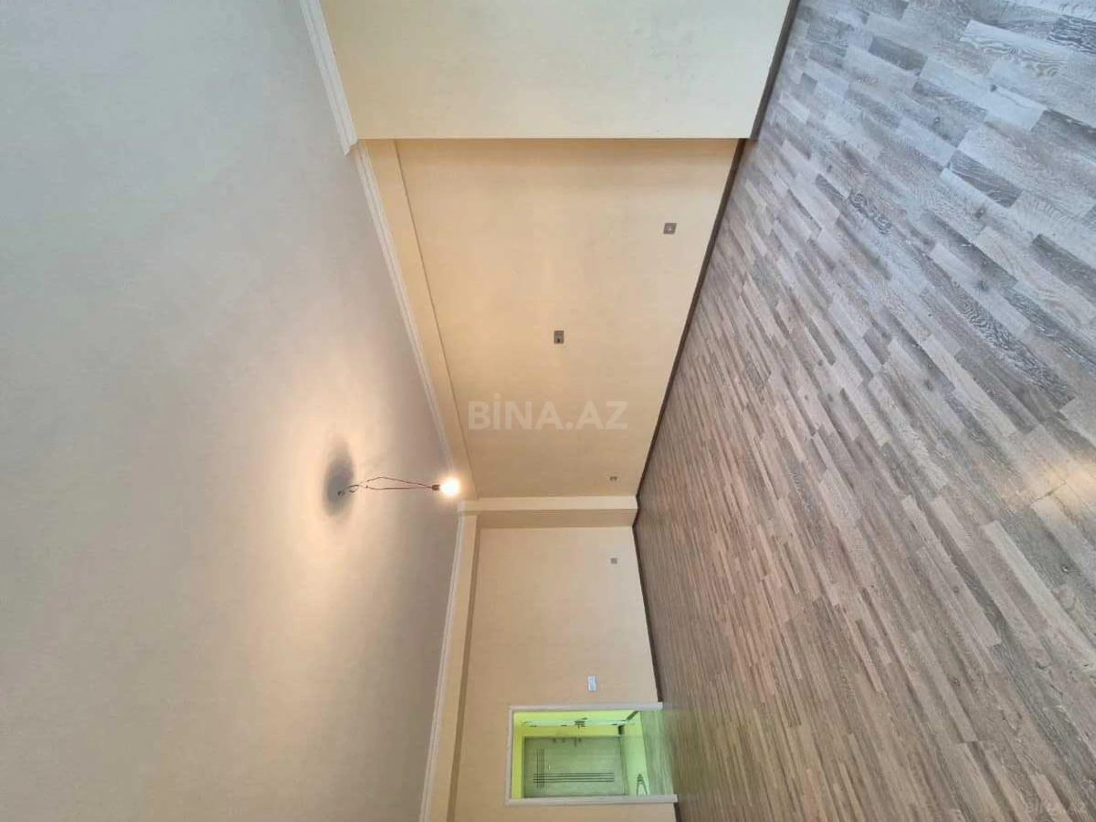 Kirayə verilir 3 otaqlı mənzil 160 m²