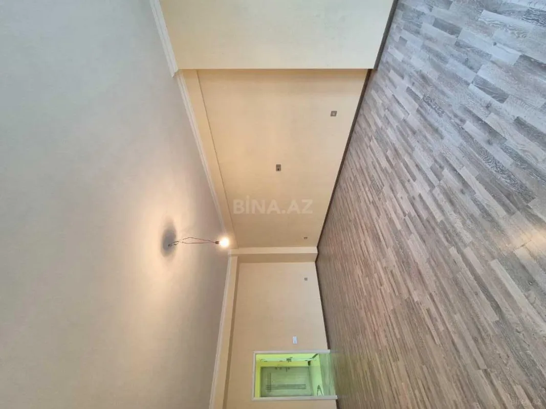Kirayə verilir 3 otaqlı mənzil 160 m²