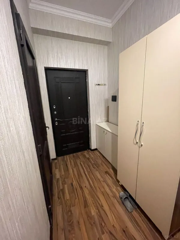 Kirayə verilir 2 otaqlı mənzil 90 m²