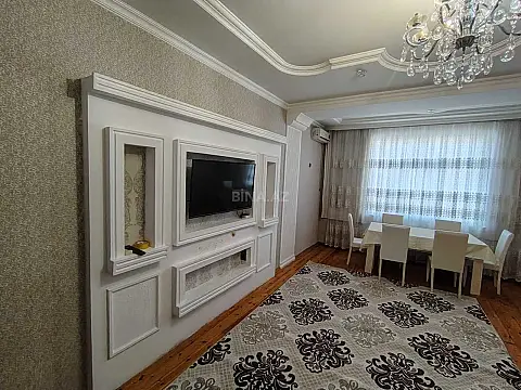 Kirayə verilir 3 otaqlı mənzil 123 m²
