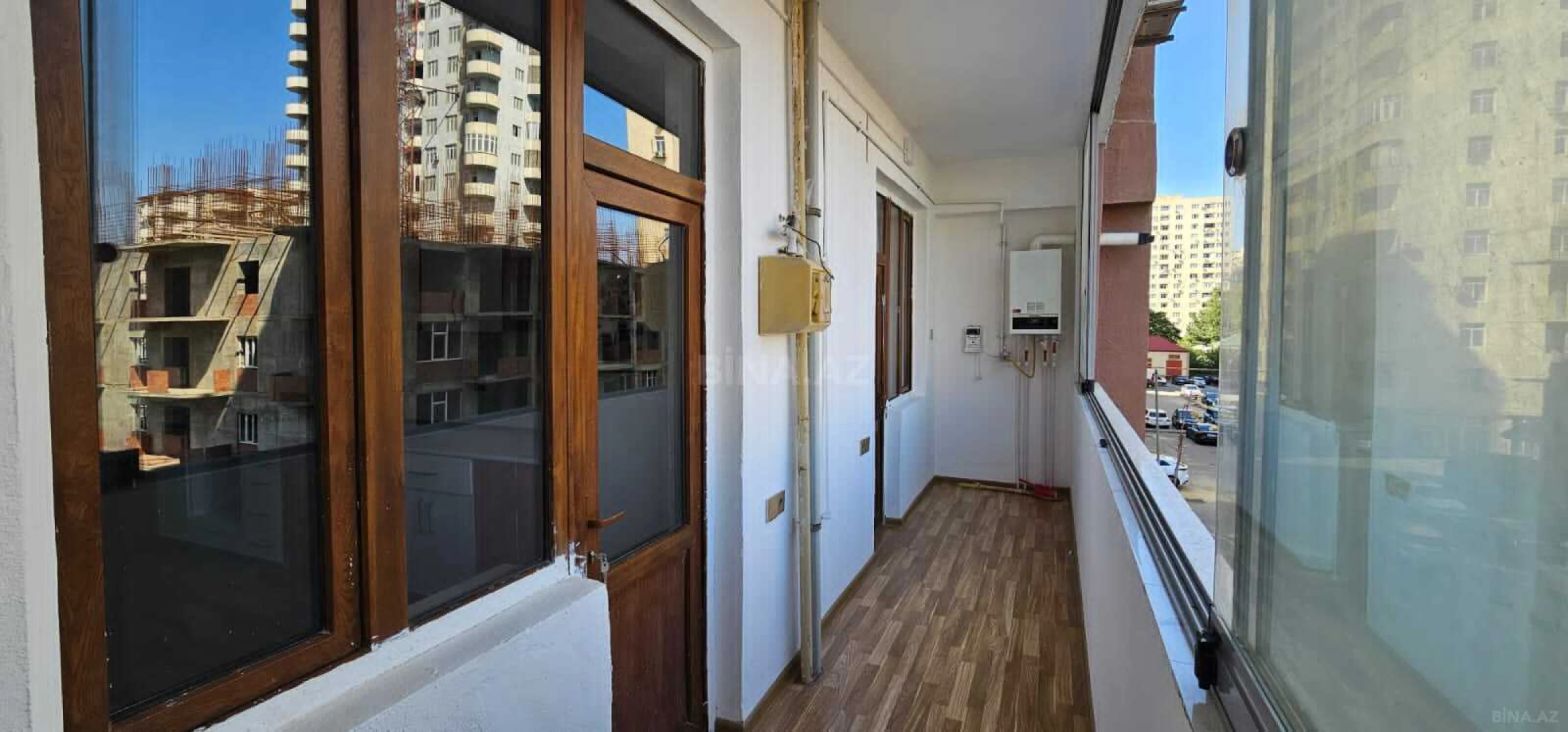 Satılır 3 otaqlı mənzil 106 m²