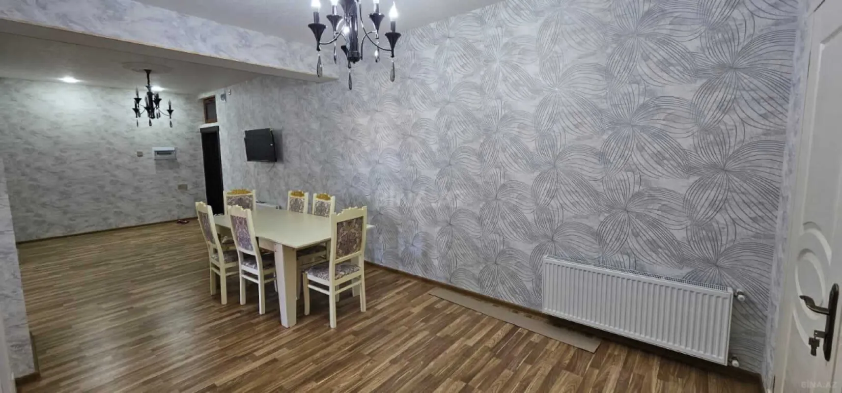 Satılır 3 otaqlı mənzil 106 m²