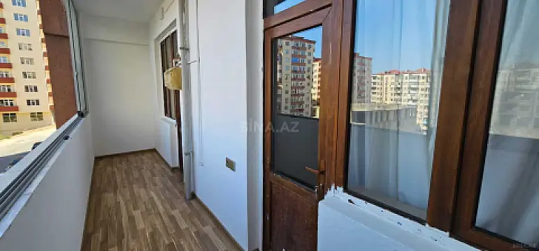 Satılır 3 otaqlı mənzil 106 m²