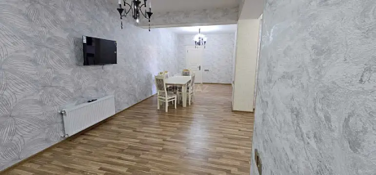 Satılır 3 otaqlı mənzil 106 m²