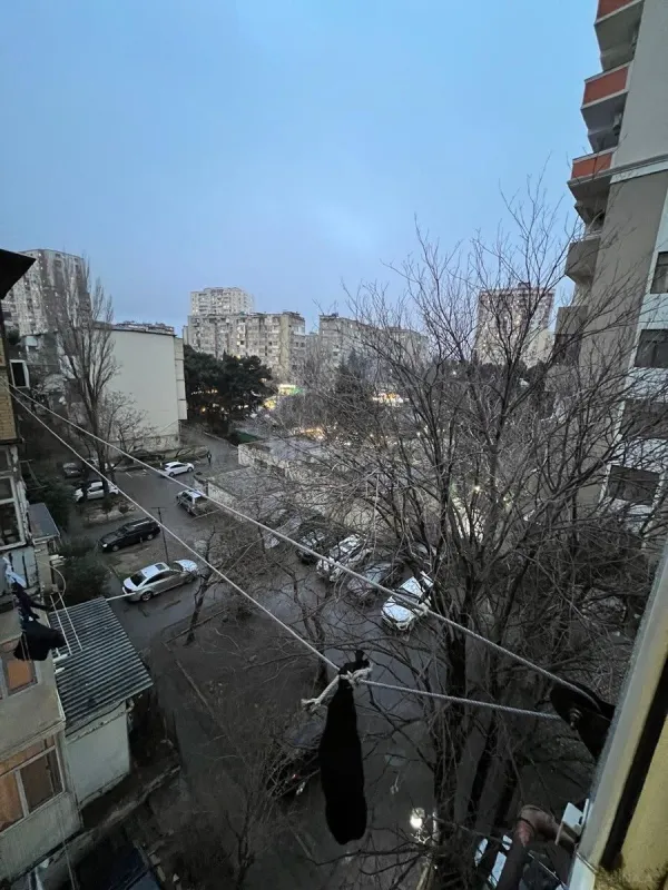 Kirayə verilir 2 otaqlı mənzil 50 m²