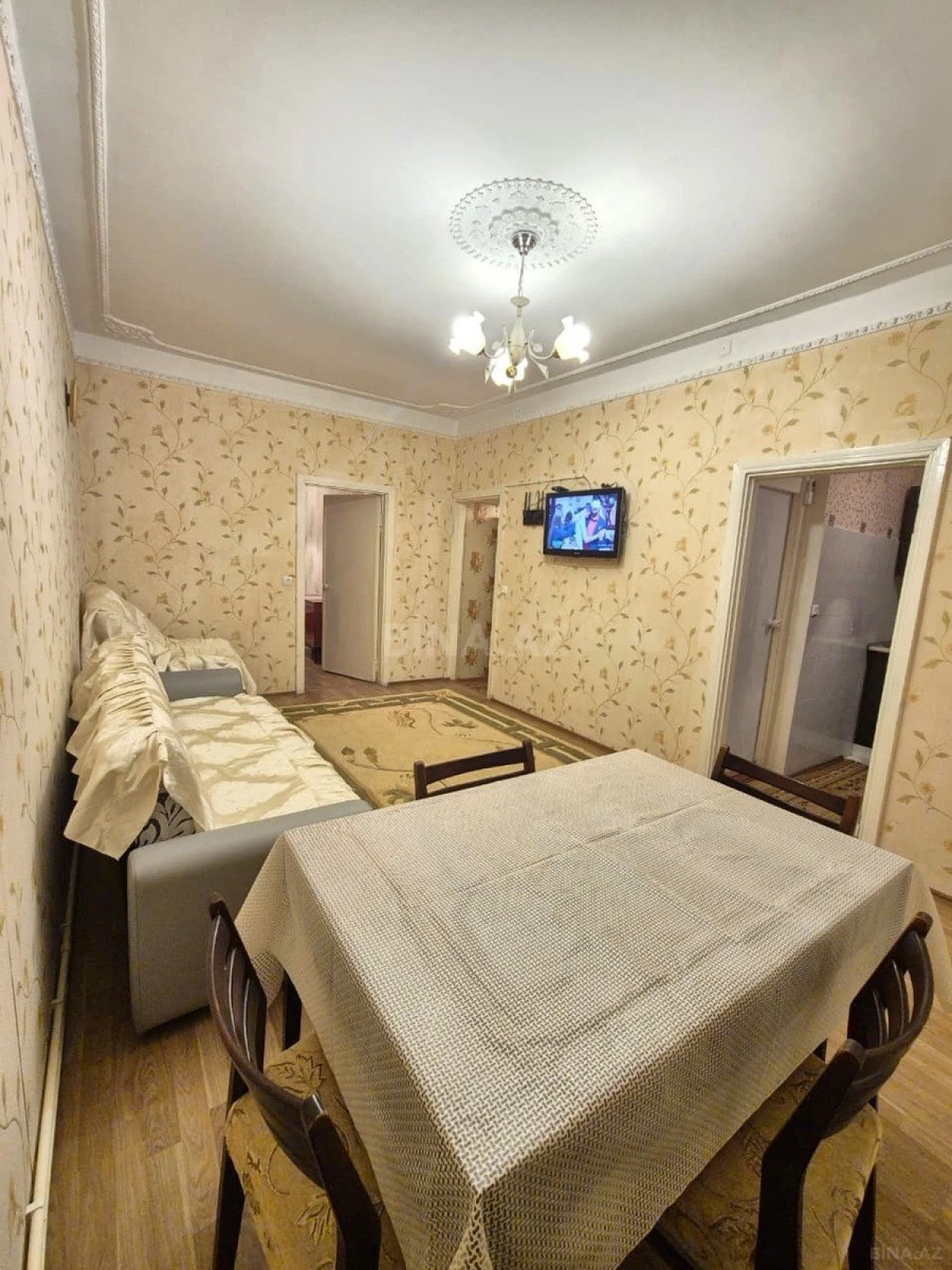 Kirayə verilir 2 otaqlı mənzil 52 m²