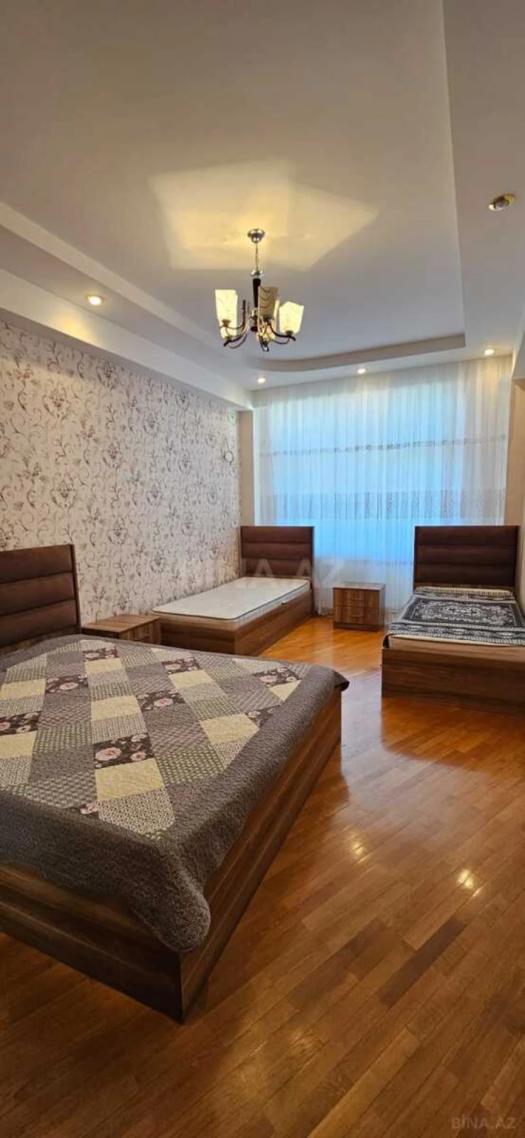 Kirayə verilir 2 otaqlı mənzil 90 m²