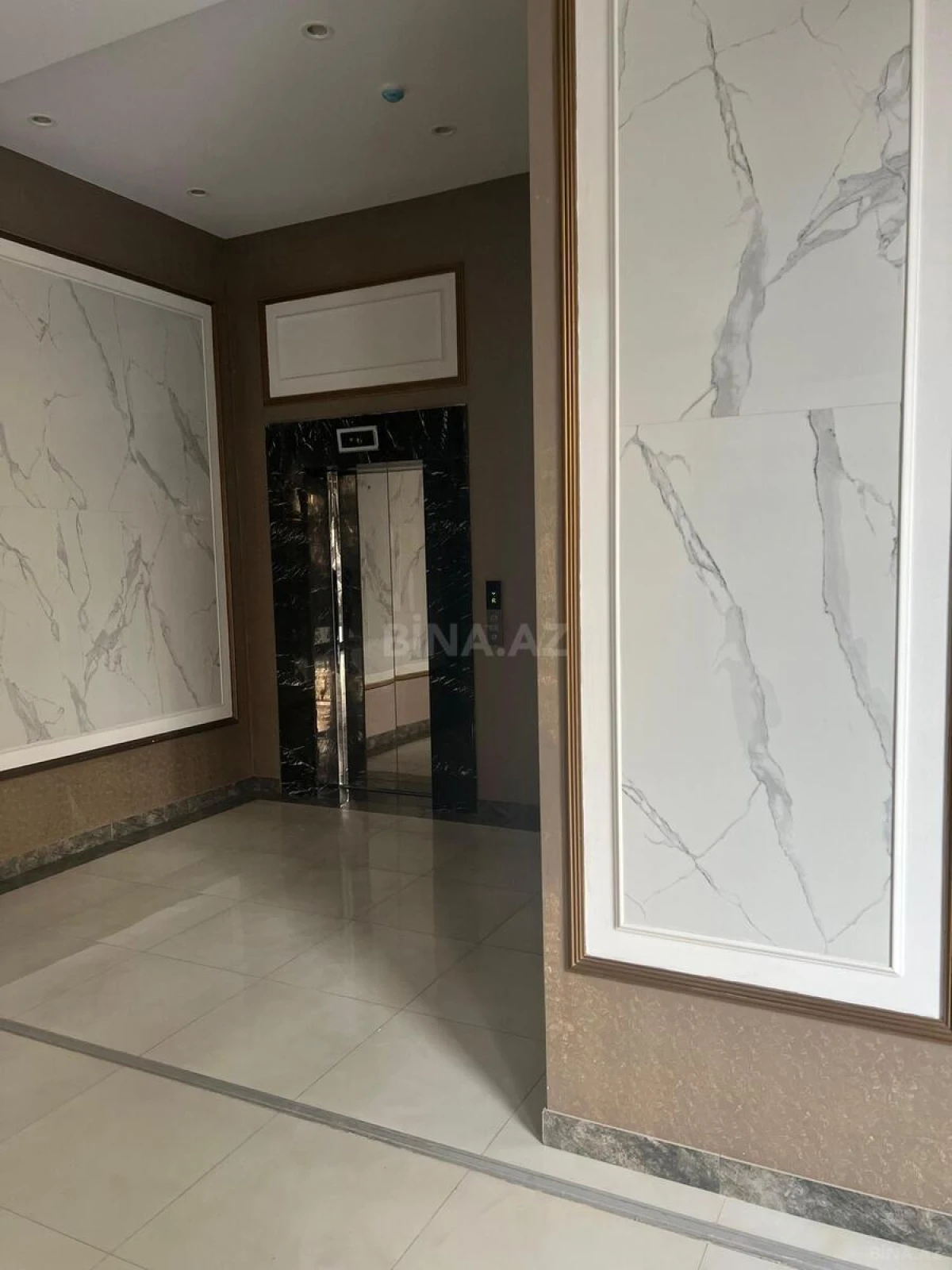 Kirayə verilir 4 otaqlı mənzil 140 m²