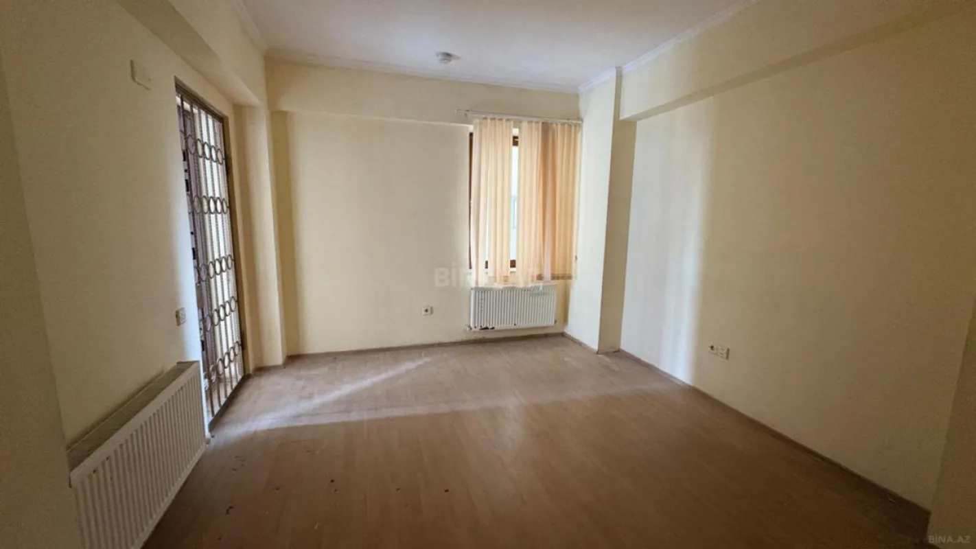 Kirayə verilir 16 otaqlı ofis 500 m²