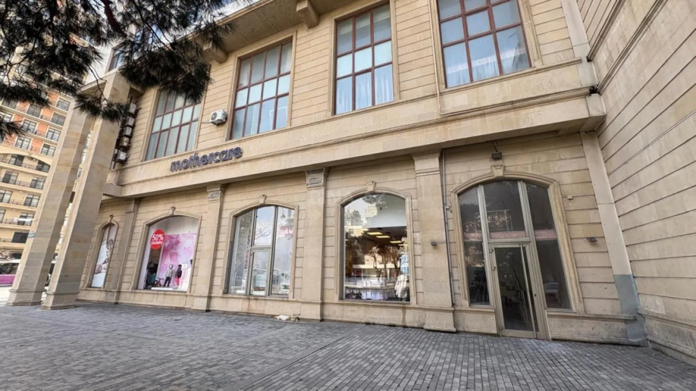 Kirayə verilir 16 otaqlı ofis 500 m²