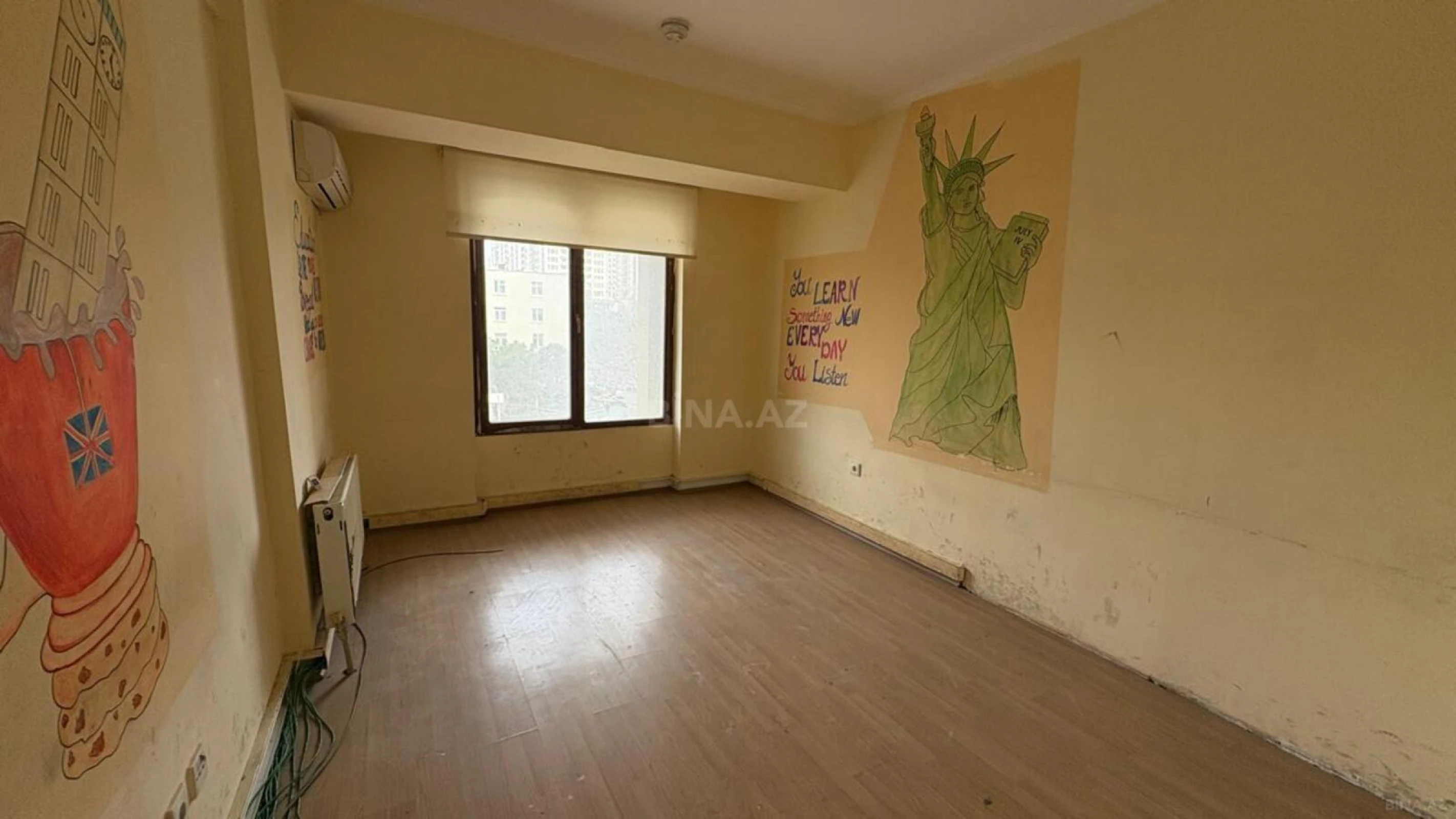 Kirayə verilir 16 otaqlı ofis 500 m²