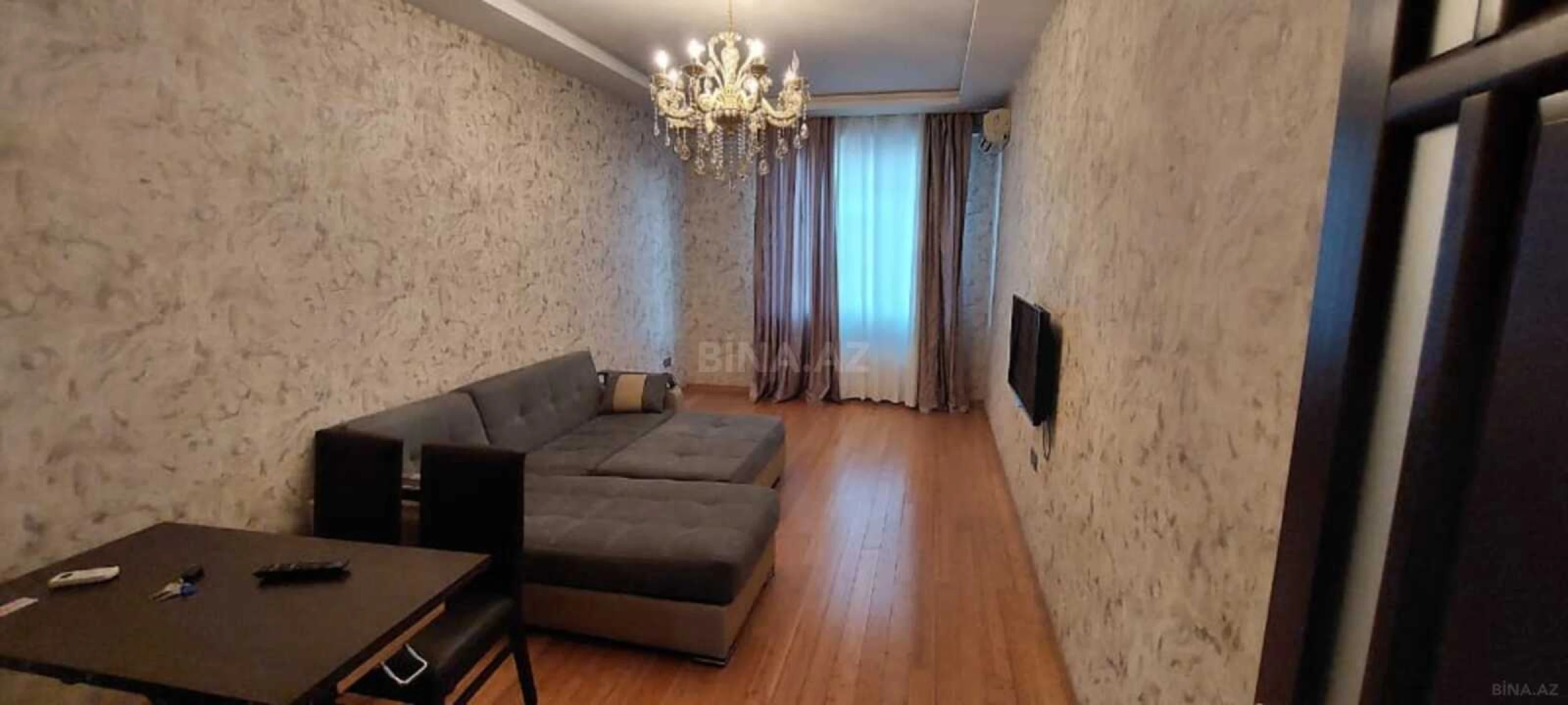 Kirayə verilir 2 otaqlı mənzil 60 m²