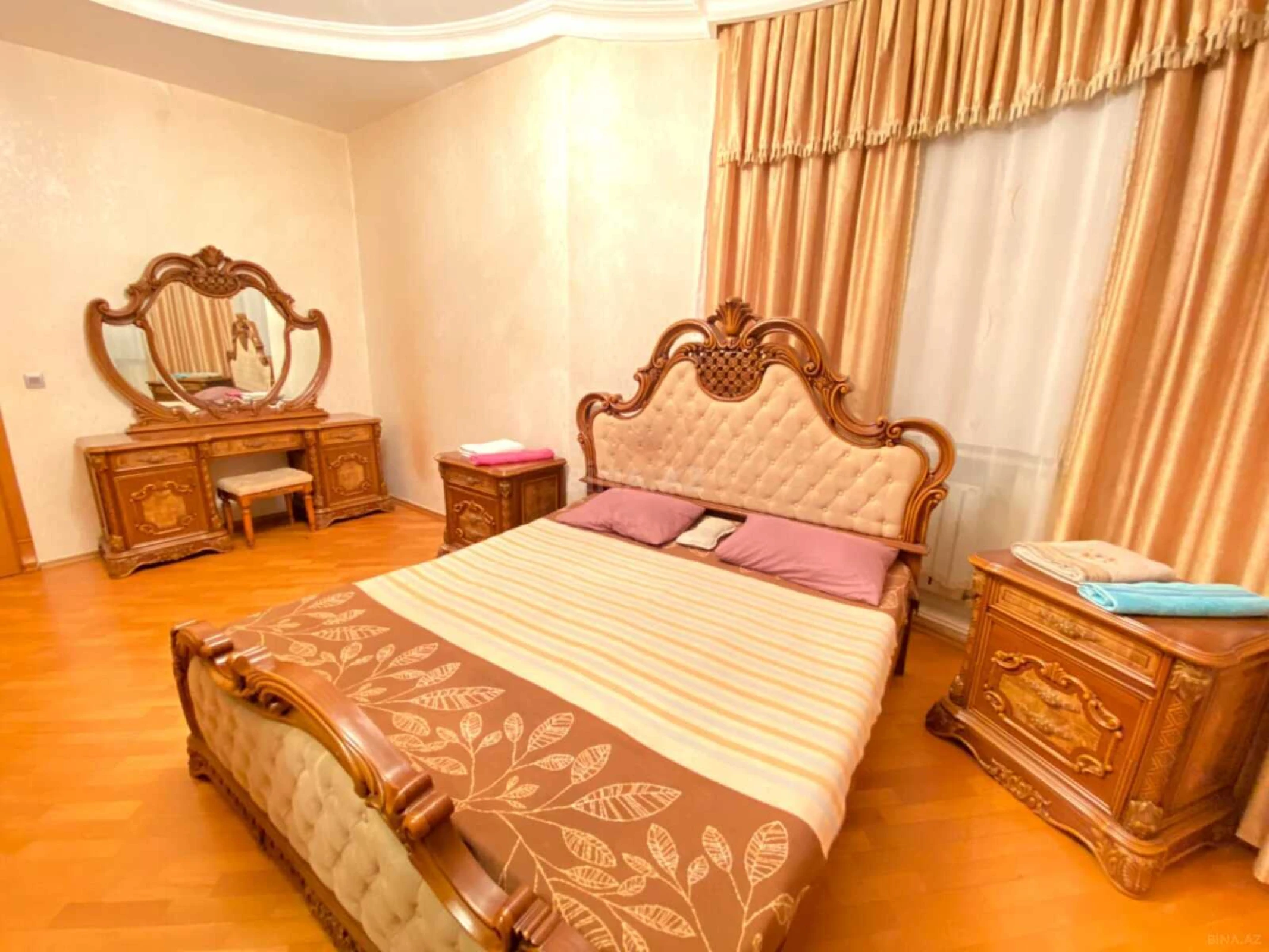 Kirayə verilir 3 otaqlı mənzil 160 m²