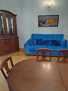 Kirayə verilir 2 otaqlı mənzil 75 m²