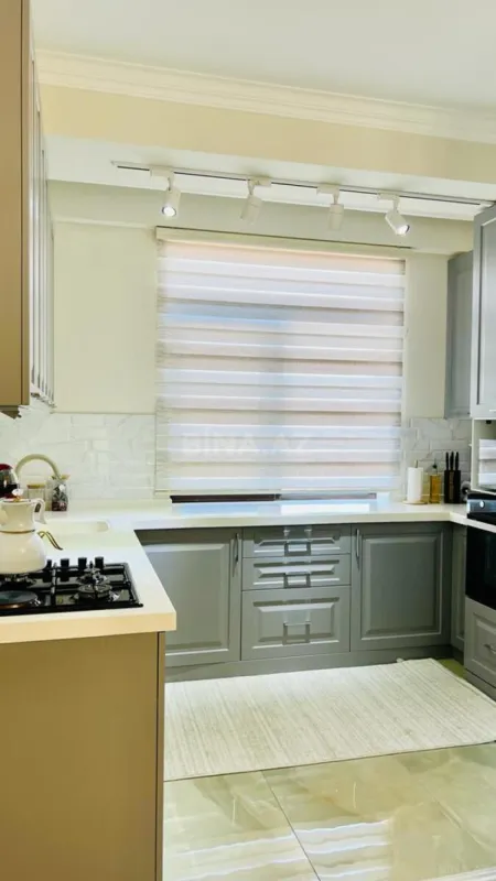 Satılır 2 otaqlı mənzil 72 m²