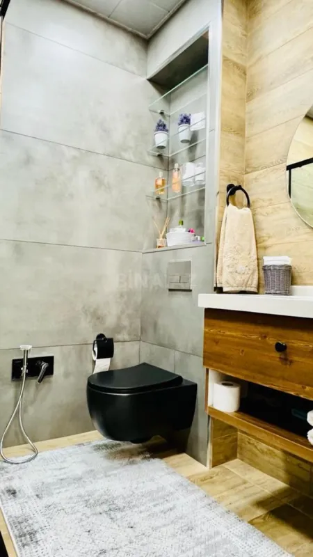 Satılır 2 otaqlı mənzil 72 m²