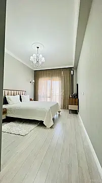 Satılır 2 otaqlı mənzil 72 m²