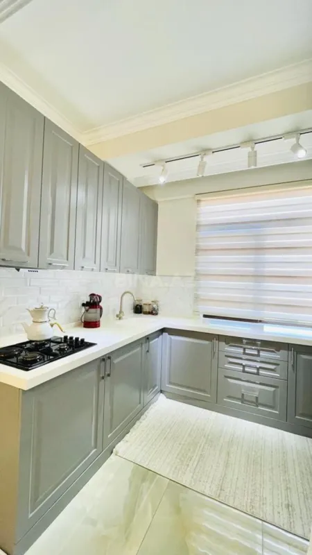 Satılır 2 otaqlı mənzil 72 m²