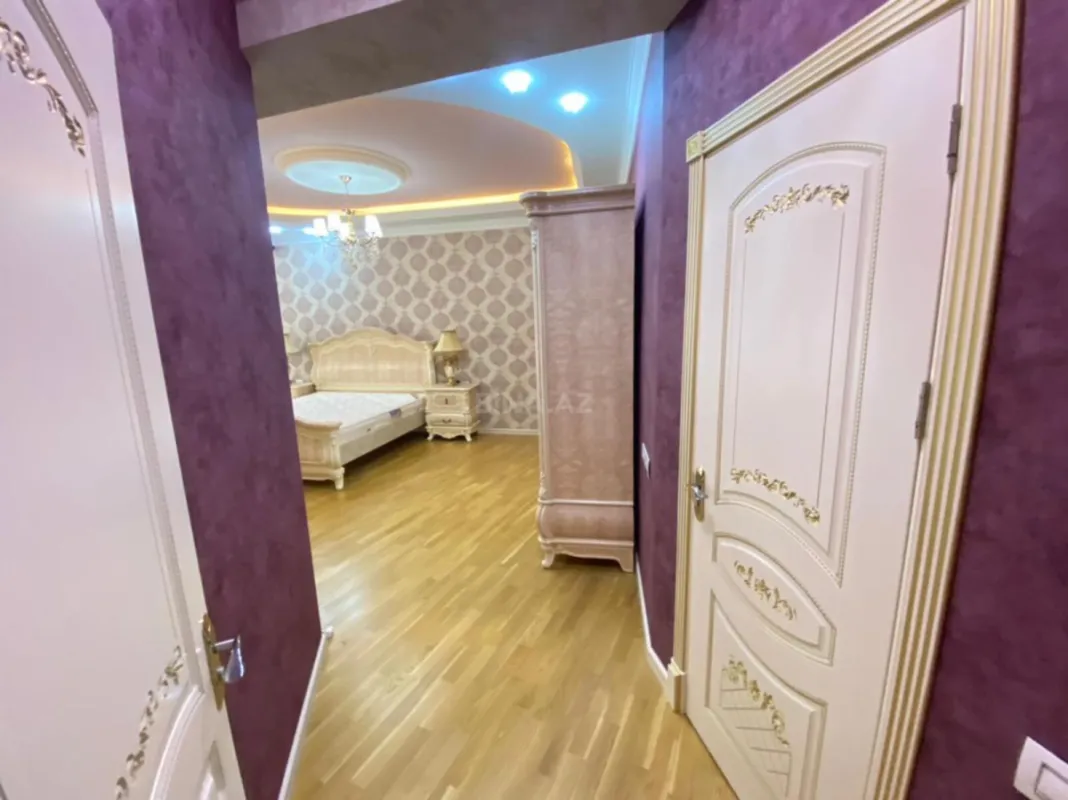 Kirayə verilir 4 otaqlı mənzil 220 m²