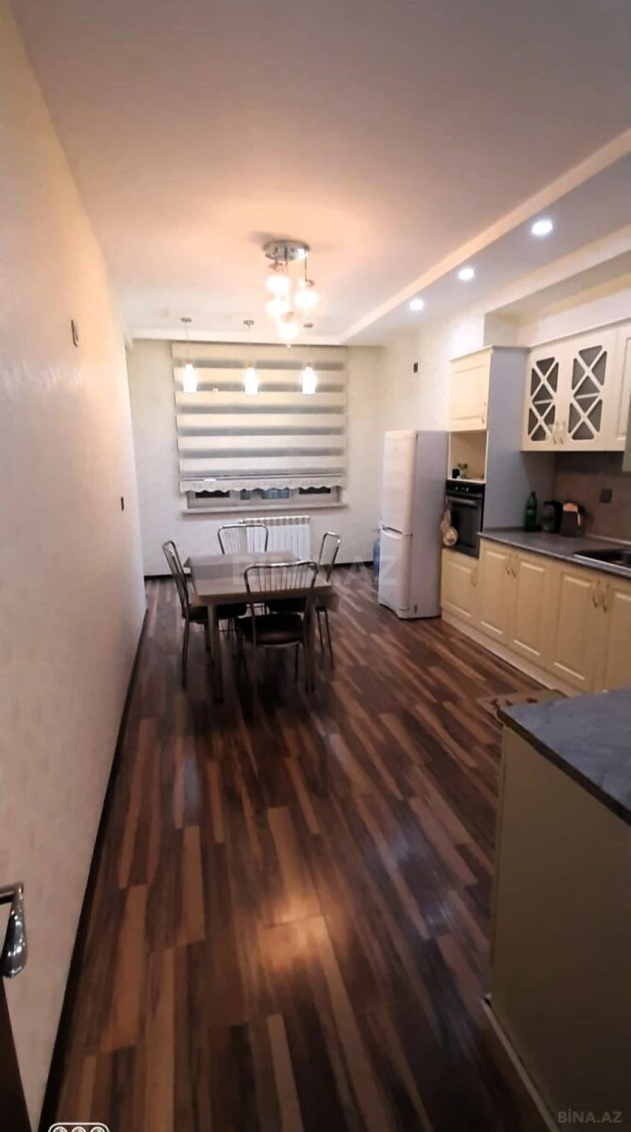 Kirayə verilir 3 otaqlı mənzil 100 m²