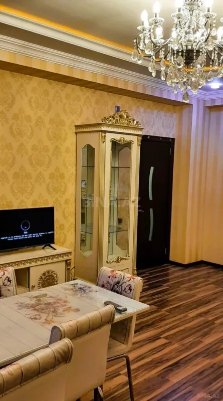 Kirayə verilir 3 otaqlı mənzil 100 m²