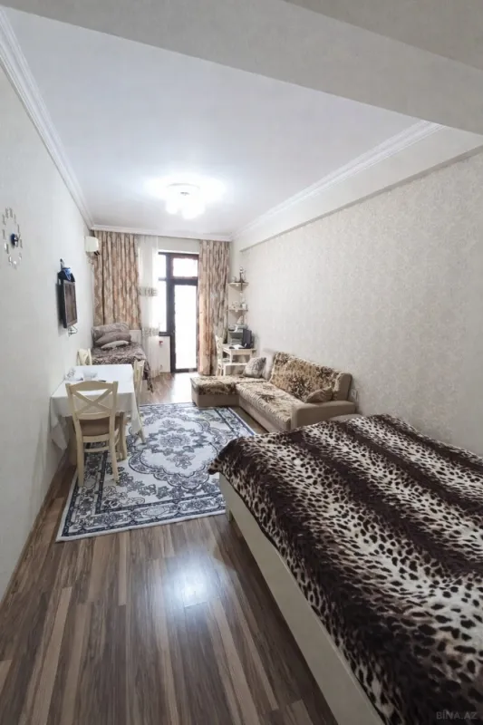 Satılır 1 otaqlı mənzil 35 m²