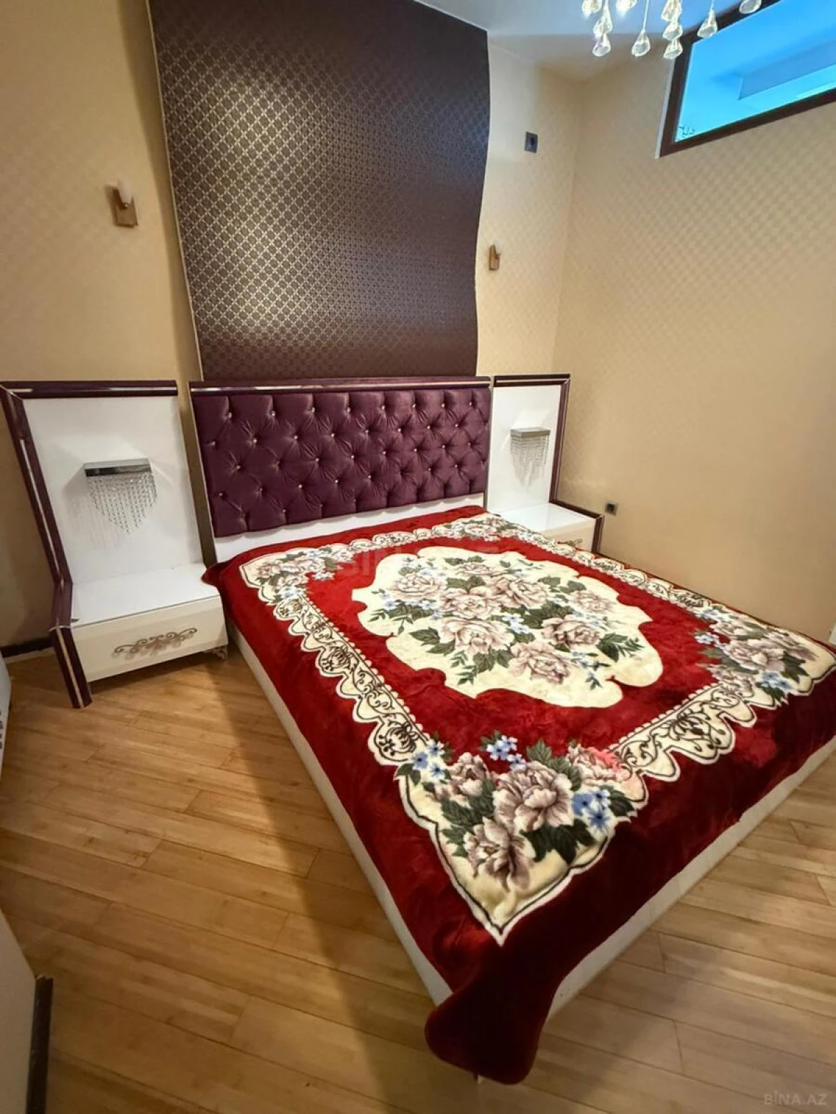 Kirayə verilir 2 otaqlı mənzil 75 m²