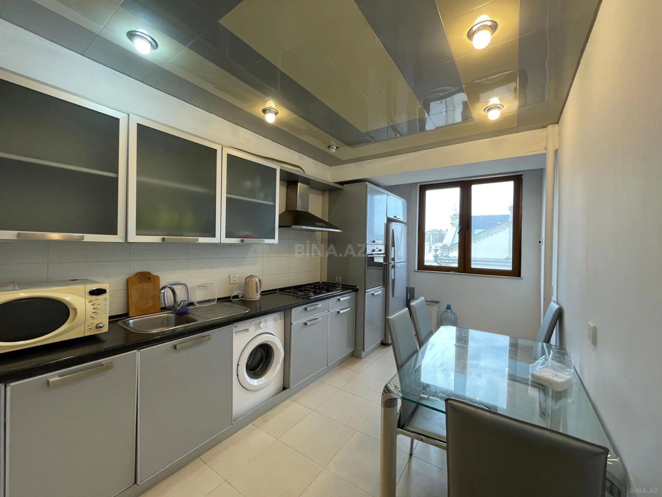 Kirayə verilir 3 otaqlı mənzil 100 m²