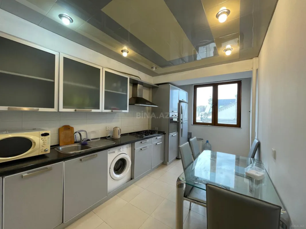 Kirayə verilir 3 otaqlı mənzil 100 m²