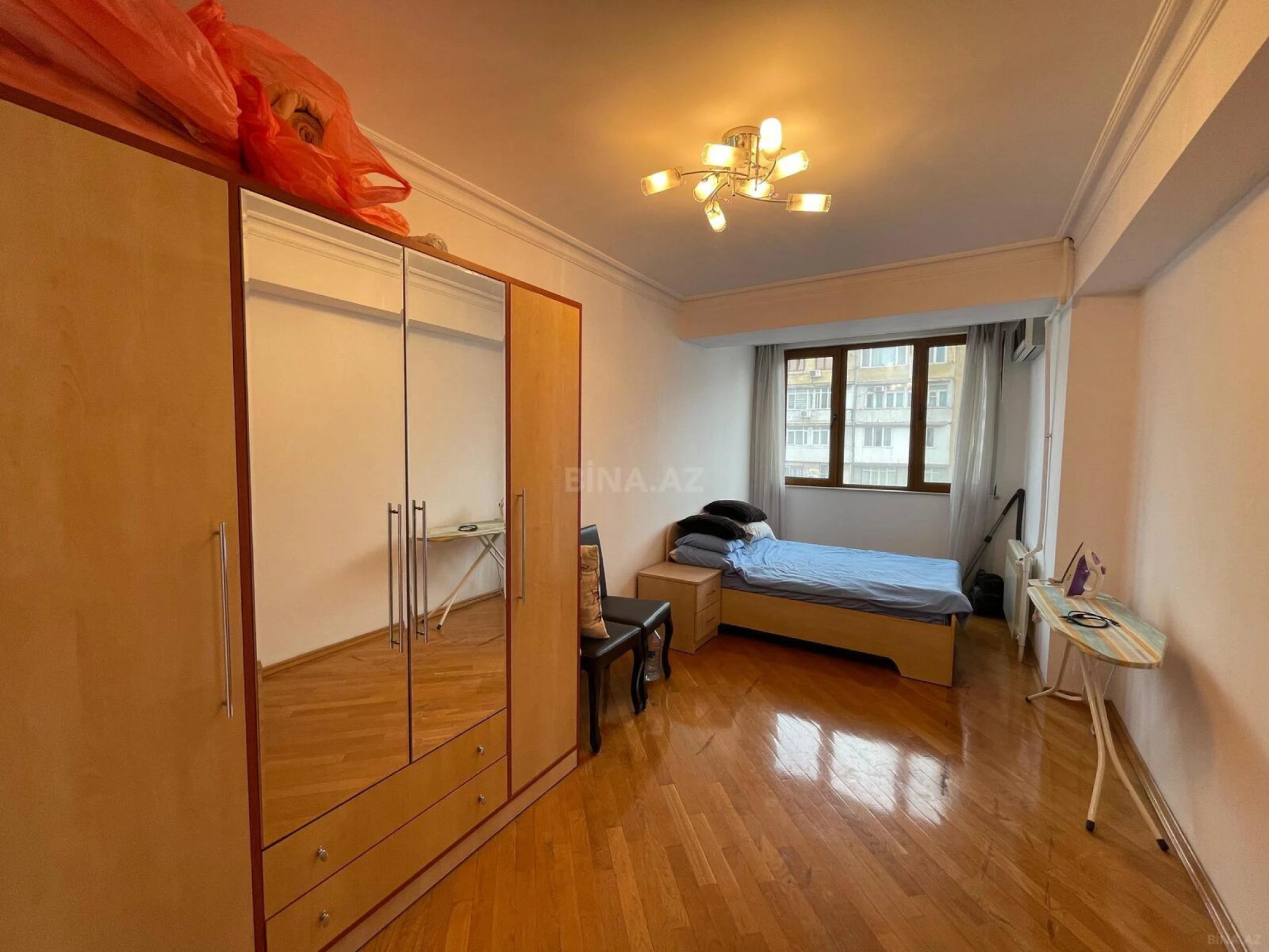 Kirayə verilir 3 otaqlı mənzil 100 m²