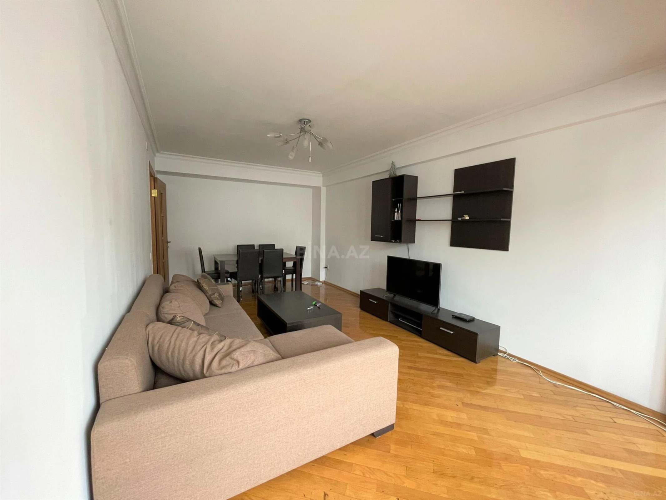 Kirayə verilir 3 otaqlı mənzil 100 m²