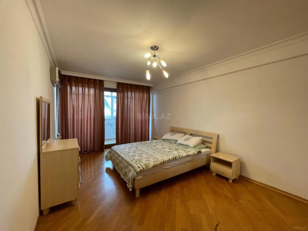 Kirayə verilir 3 otaqlı mənzil 100 m²