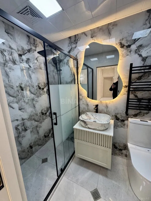 Satılır 2 otaqlı mənzil 80 m²