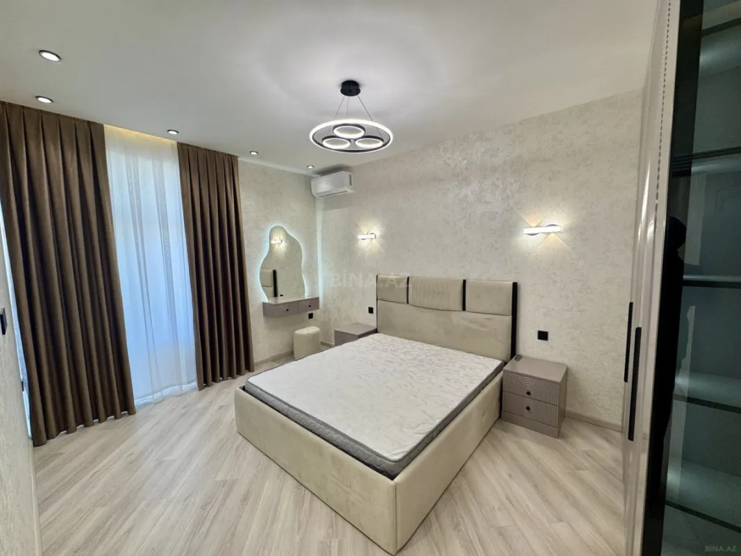 Satılır 2 otaqlı mənzil 80 m²