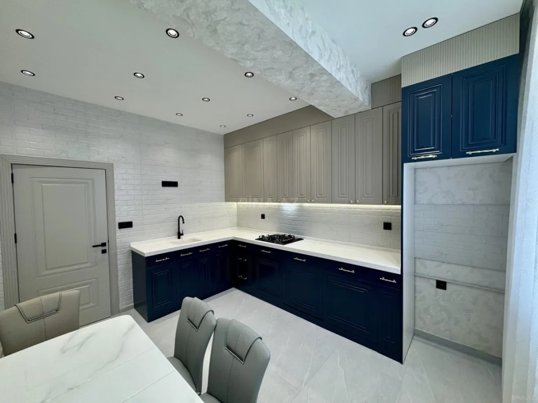 Satılır 2 otaqlı mənzil 80 m²